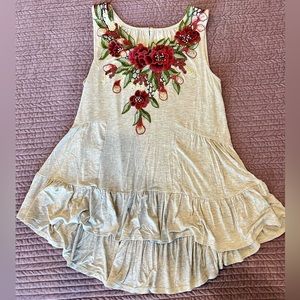 Lapis Womens’ size M cute sleeveless tunic embroidered top. Worn just once.